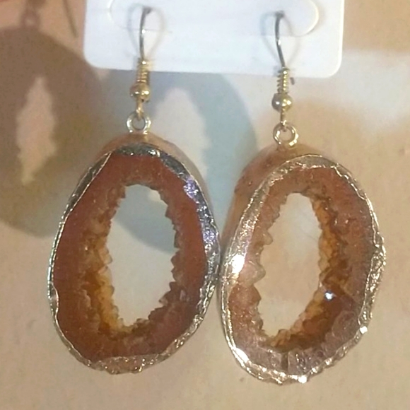 MODE Druzy Geode Sliced +Hallowed Citrine Drop Earrings Encased Gold-tone Enamel - Picture 5 of 10